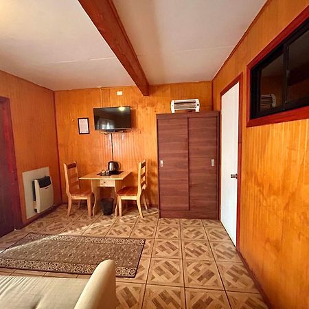 Hotel Entre Montanas à Hornopirén Extérieur photo