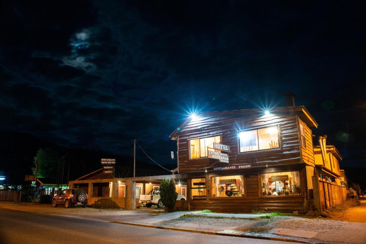 Hotel Entre Montanas à Hornopirén Extérieur photo