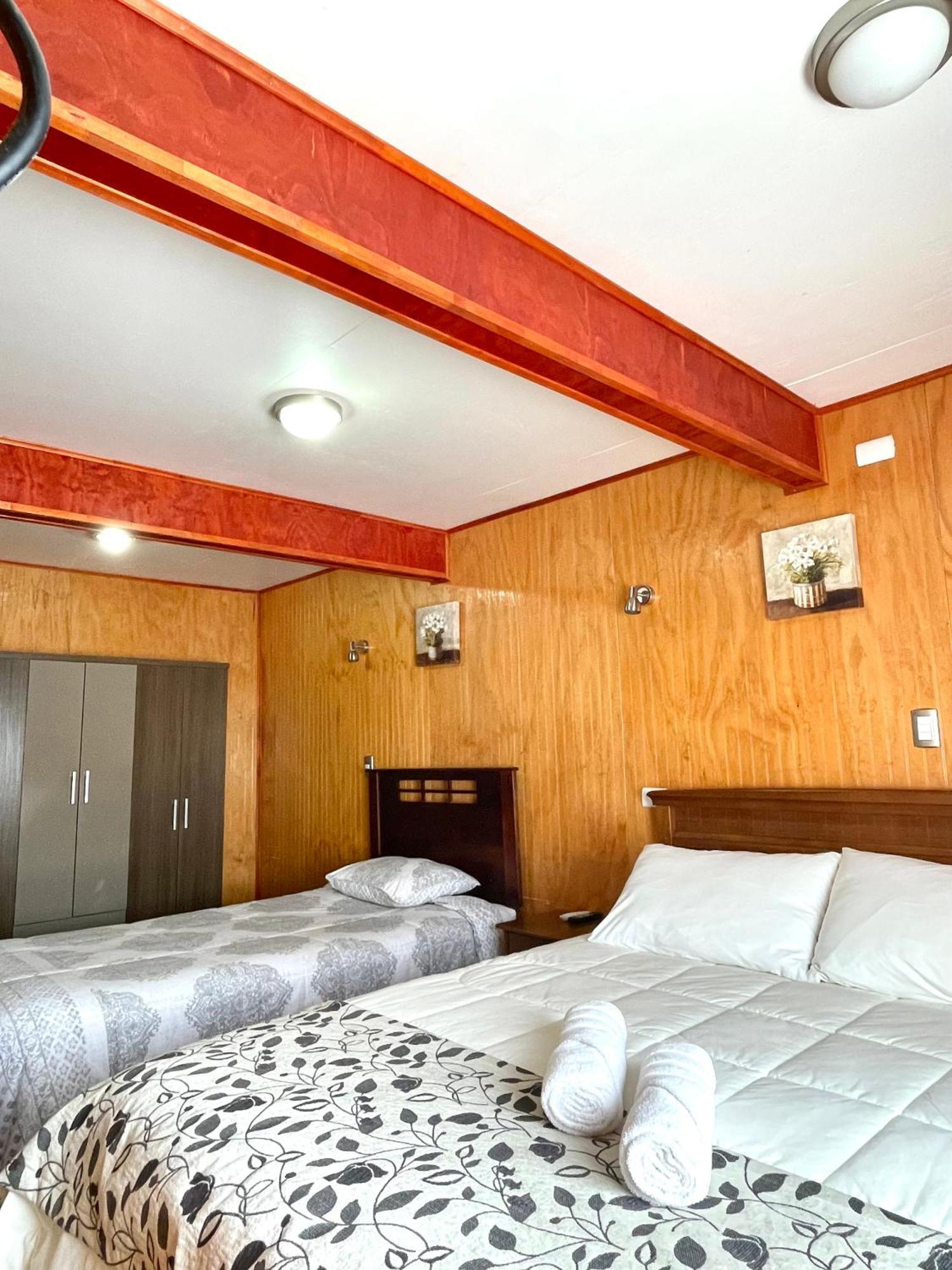 Hotel Entre Montanas à Hornopirén Extérieur photo