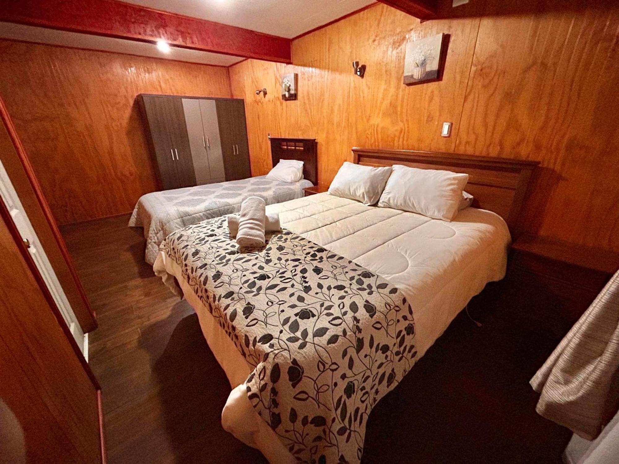Hotel Entre Montanas à Hornopirén Extérieur photo