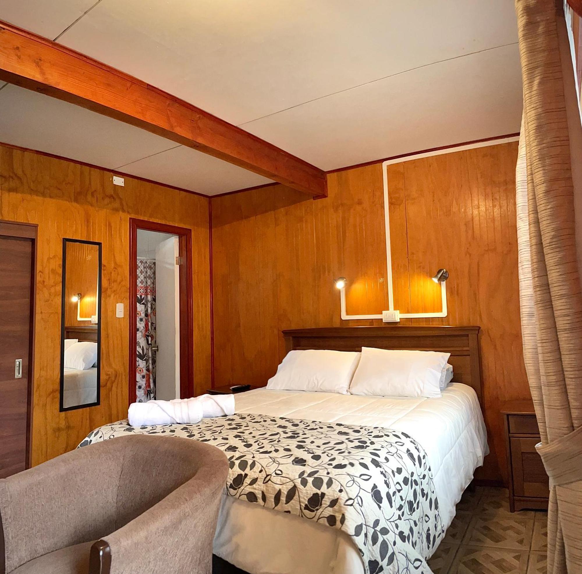 Hotel Entre Montanas à Hornopirén Extérieur photo