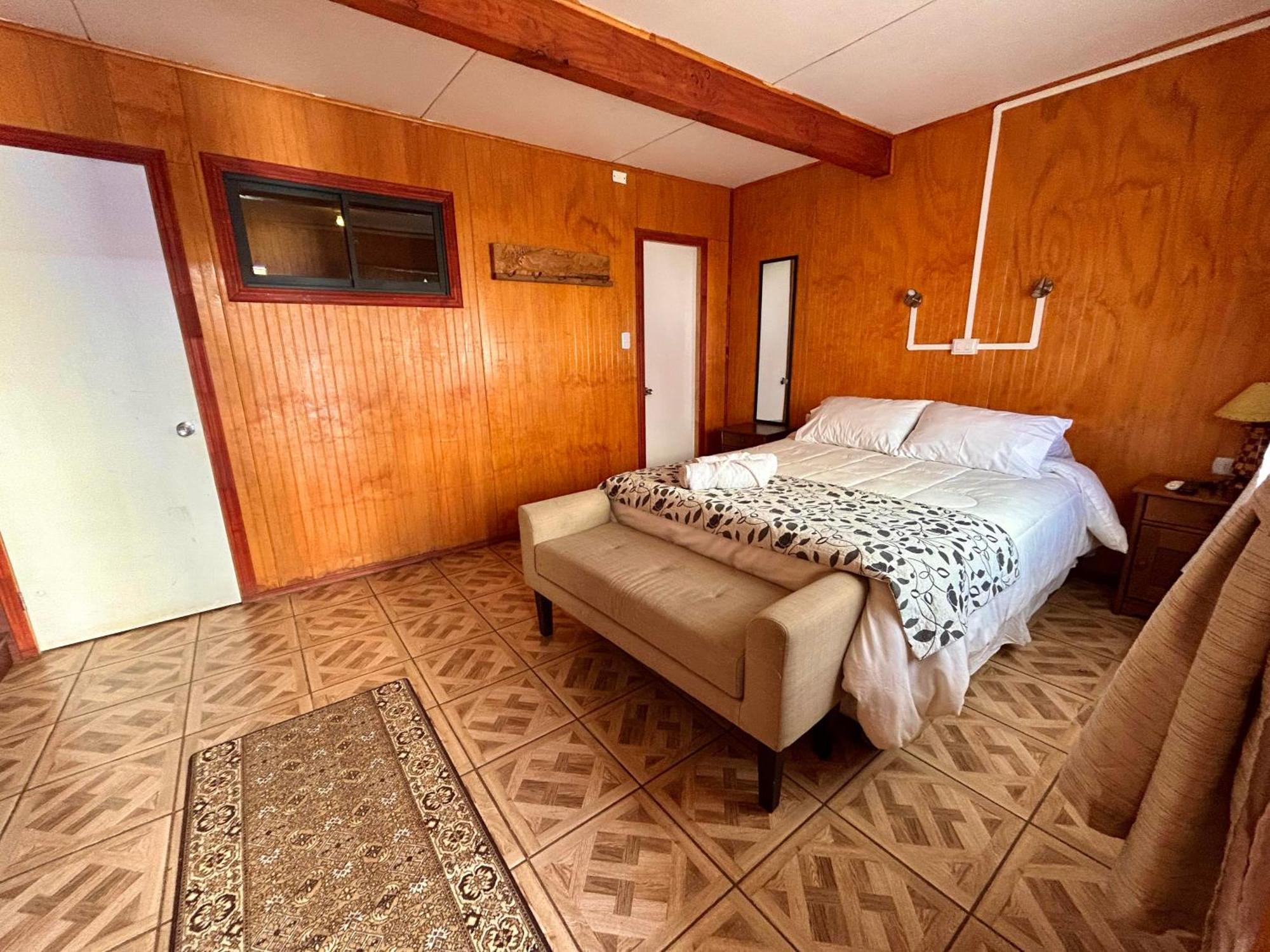 Hotel Entre Montanas à Hornopirén Extérieur photo