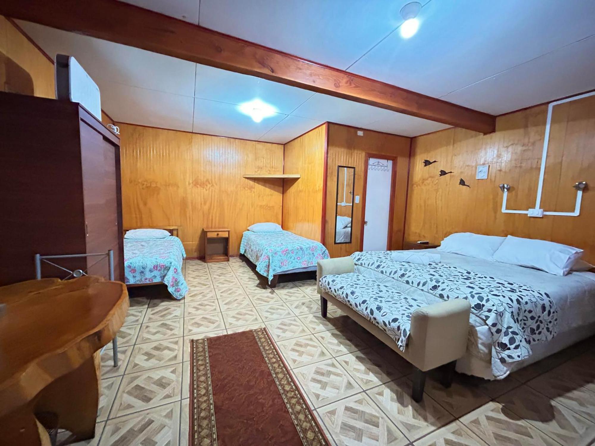 Hotel Entre Montanas à Hornopirén Extérieur photo
